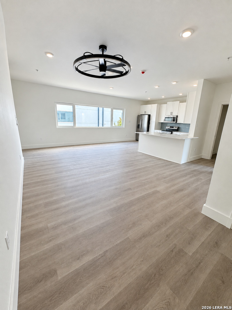 2619 S Flores Street San Antonio TX 78204