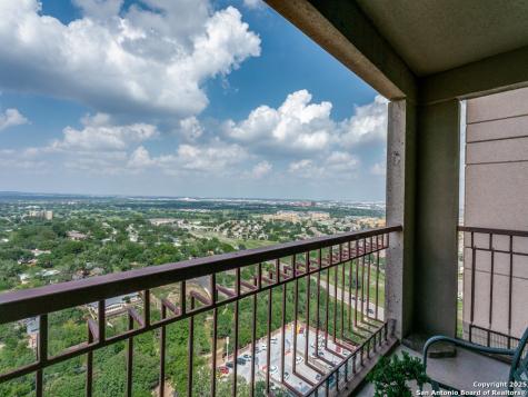 1 Towers Park Lane San Antonio TX 78209