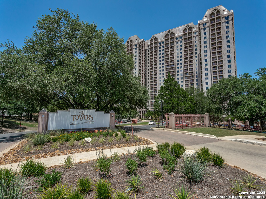 1 Towers Park Lane San Antonio TX 78209
