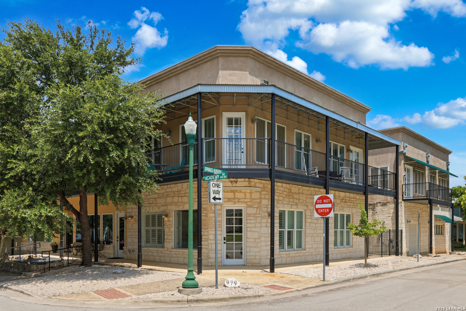 979 N Academy Avenue New Braunfels TX 78130
