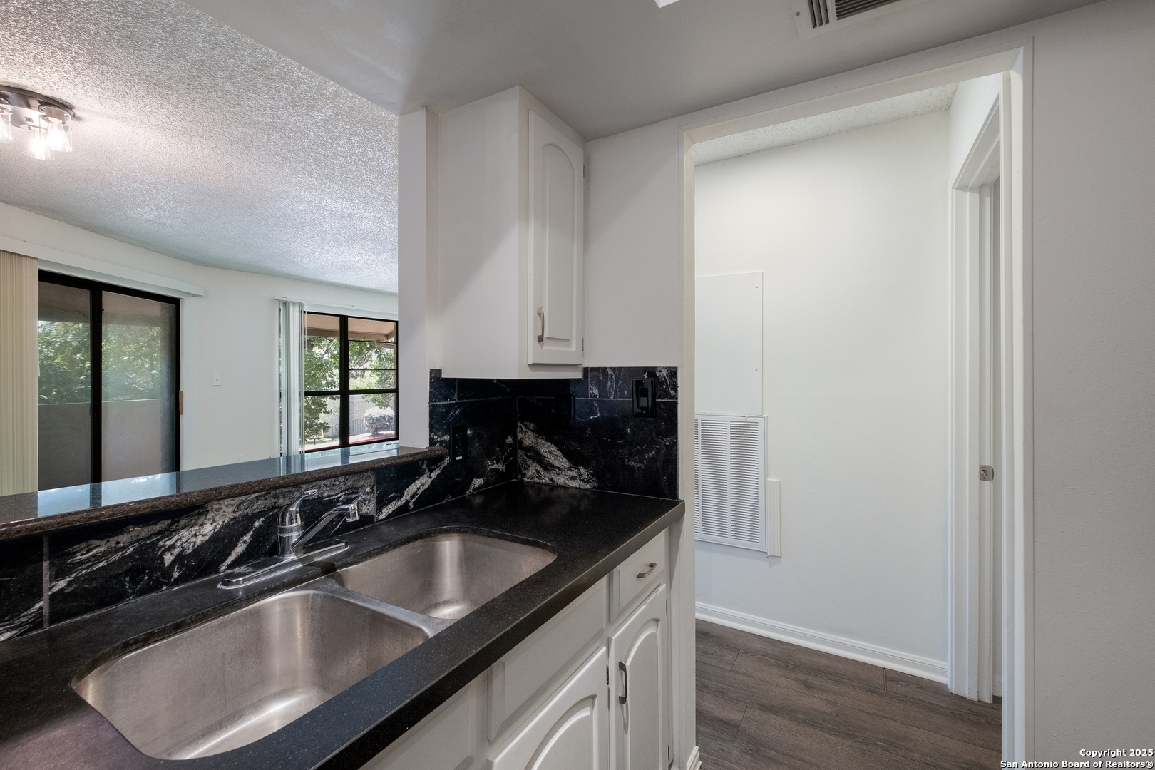 11843 Braesview San Antonio TX 78213