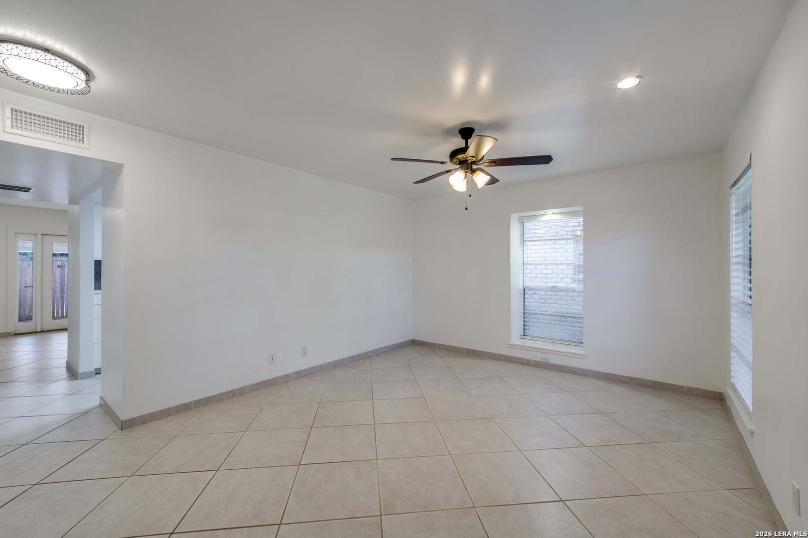 122 E Terra Alta San Antonio TX 78209