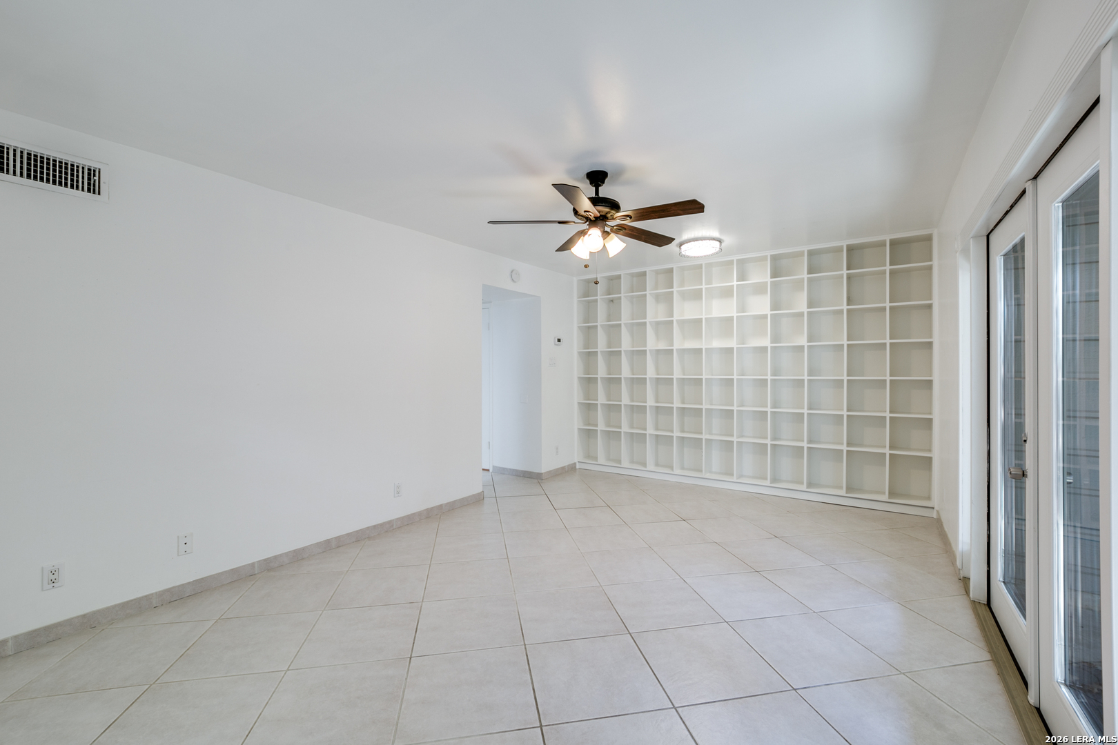 122 E Terra Alta San Antonio TX 78209