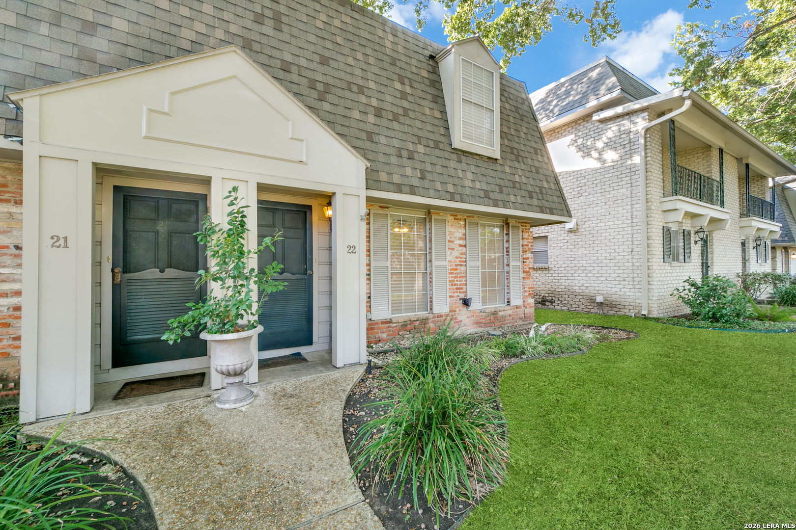 122 E Terra Alta San Antonio TX 78209
