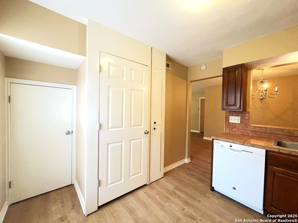 8038 Broadway San Antonio TX 78209