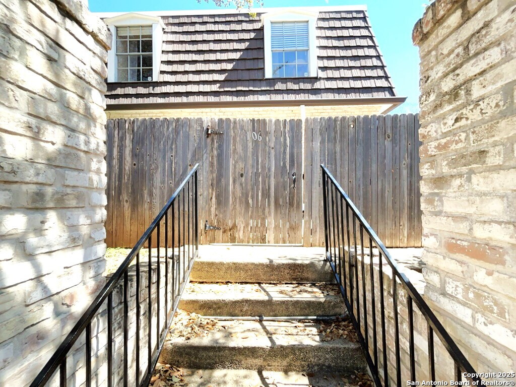 8038 Broadway San Antonio TX 78209