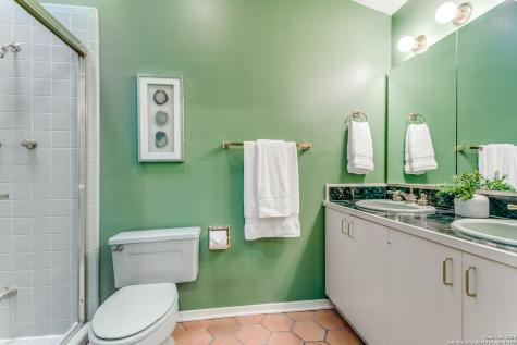 1022 Navarro San Antonio TX 78205