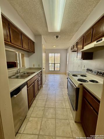 2255 Thousand Oaks San Antonio TX 78232