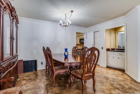 5359 Fredericksburg San Antonio TX 78229