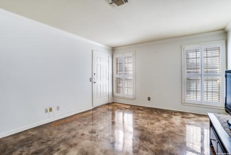 5359 Fredericksburg San Antonio TX 78229