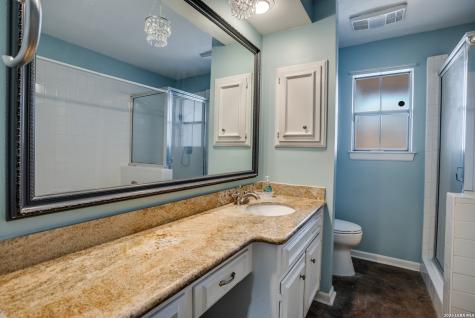 5359 Fredericksburg San Antonio TX 78229