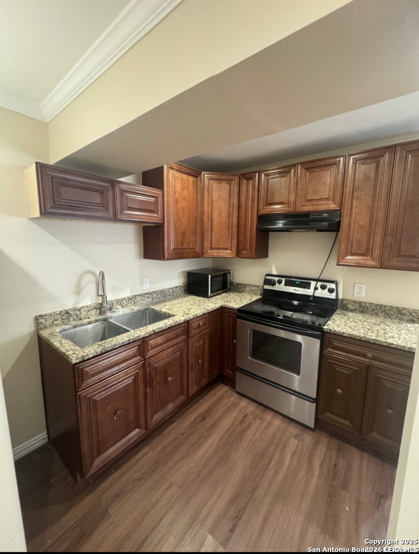 219 W Silver Sands Drive San Antonio TX 78216