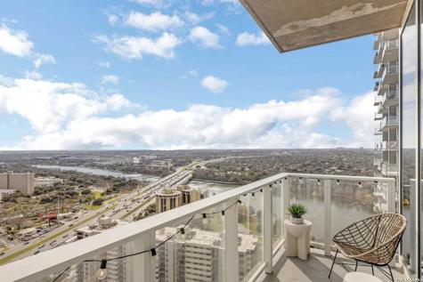 48 East Avenue Austin TX 78701
