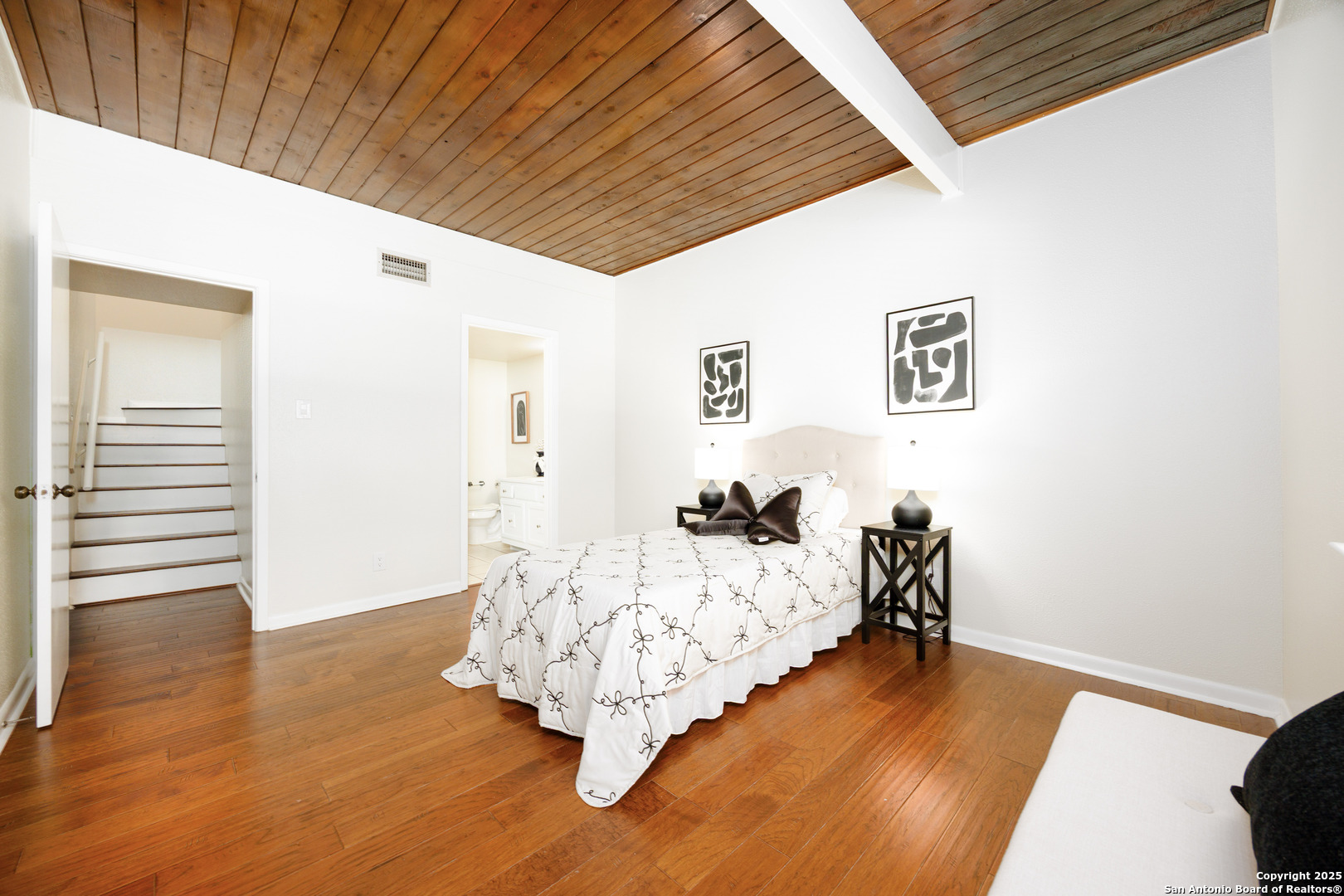 3102 Eisenhauer San Antonio TX 78209