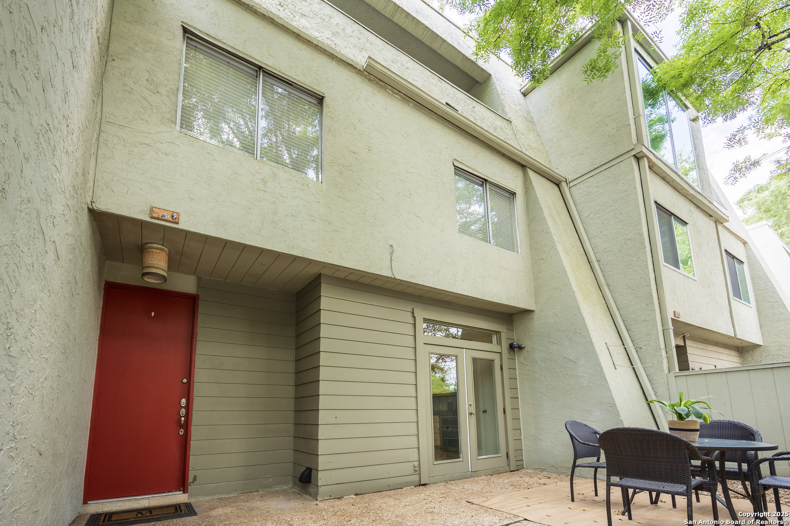 3102 Eisenhauer San Antonio TX 78209