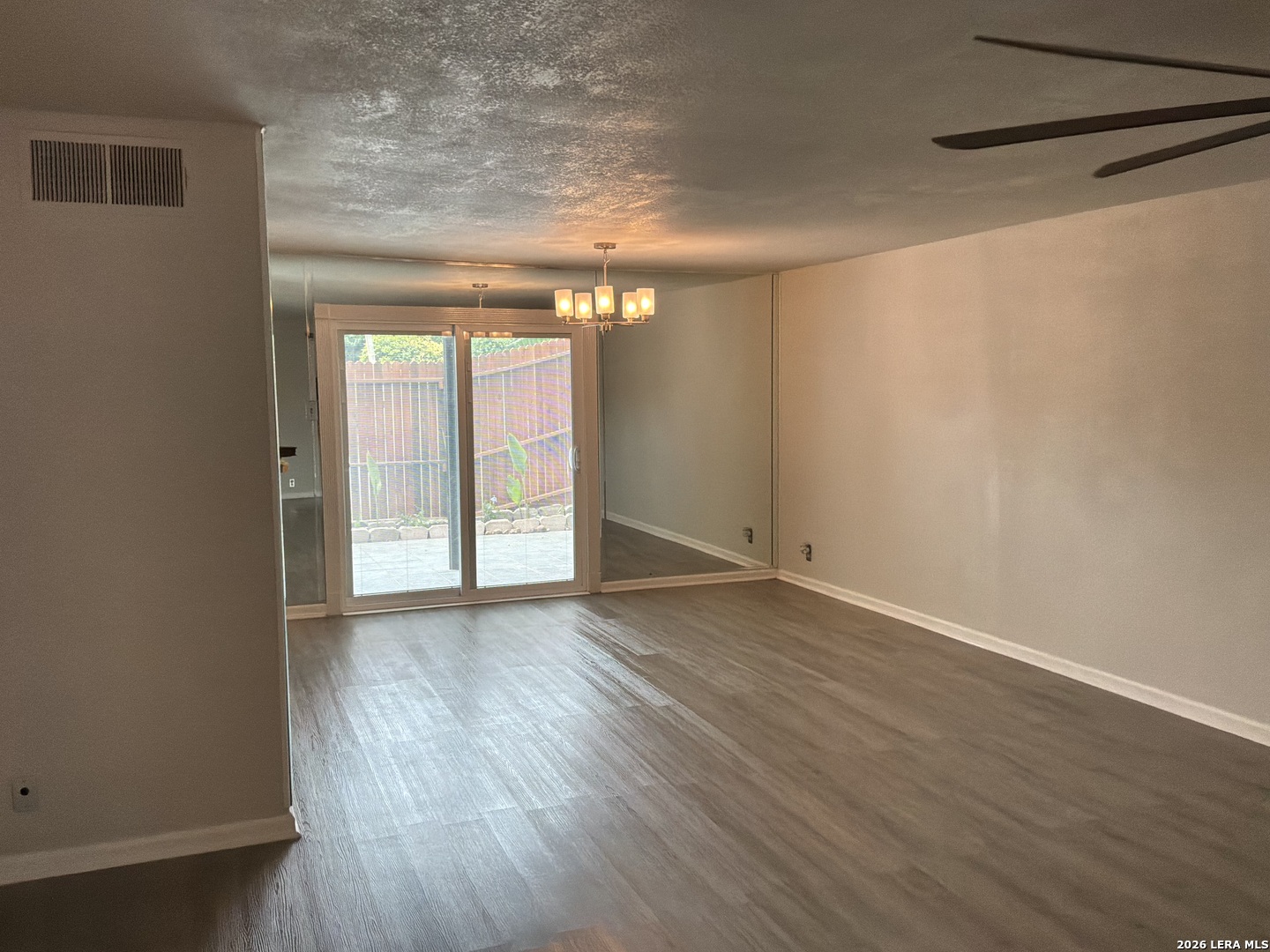 7322 Oak Manor San Antonio TX 78229