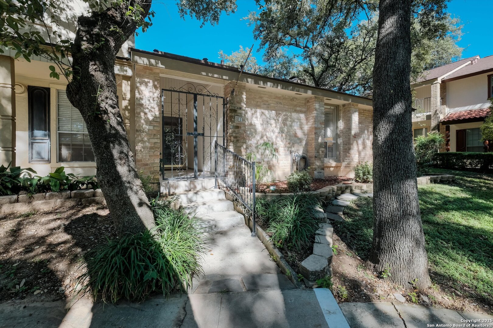 11303 Vance Jackson San Antonio TX 78230