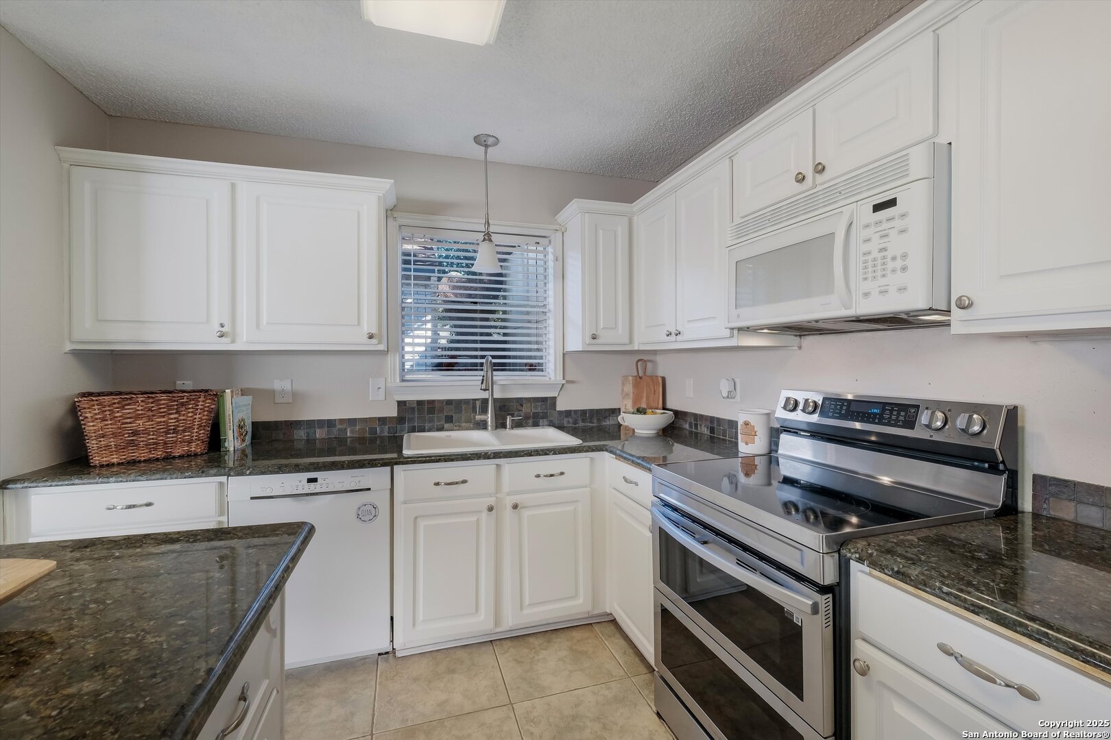 11303 Vance Jackson San Antonio TX 78230