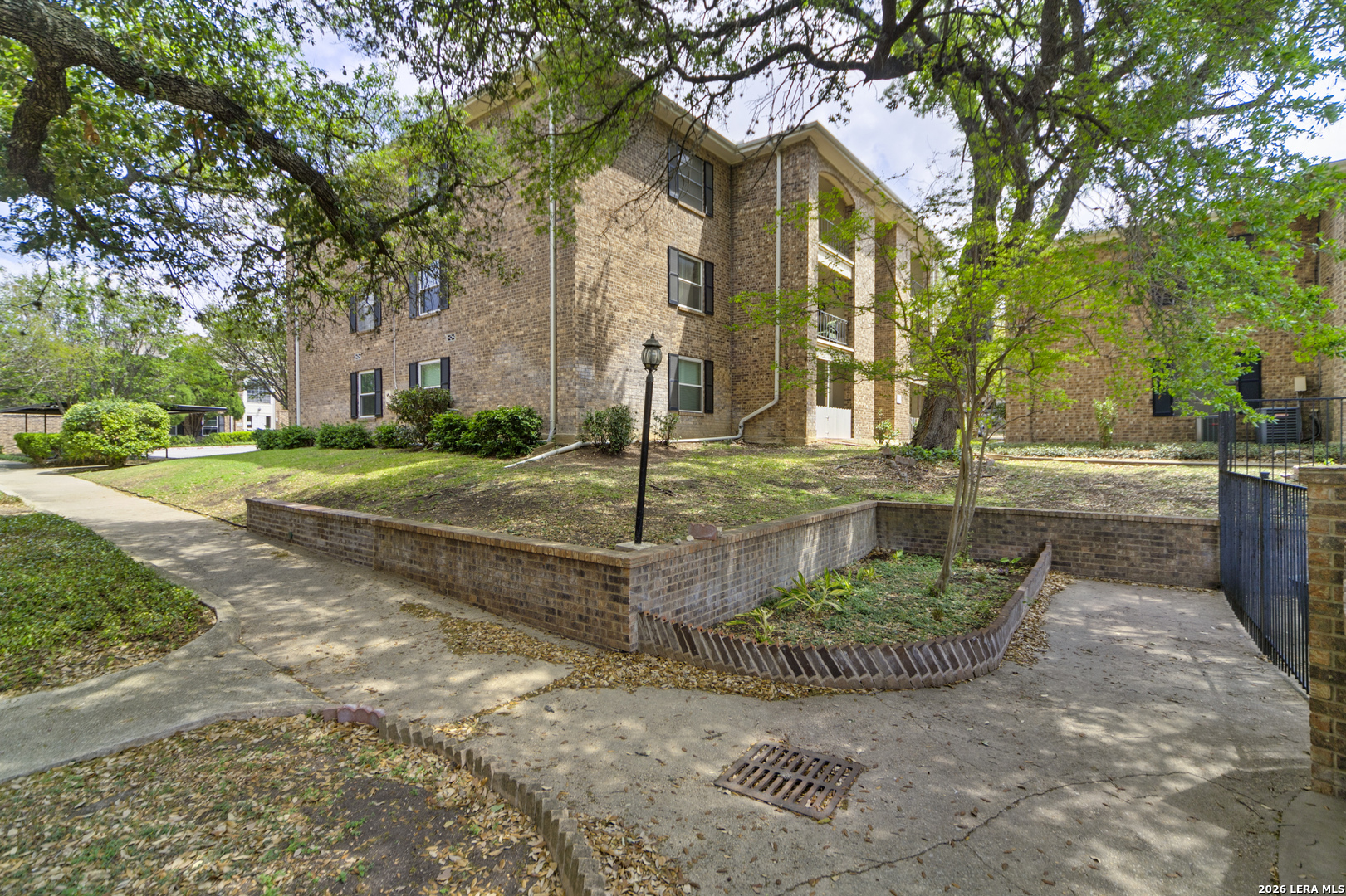 1819 Babcock Road San Antonio TX 78229