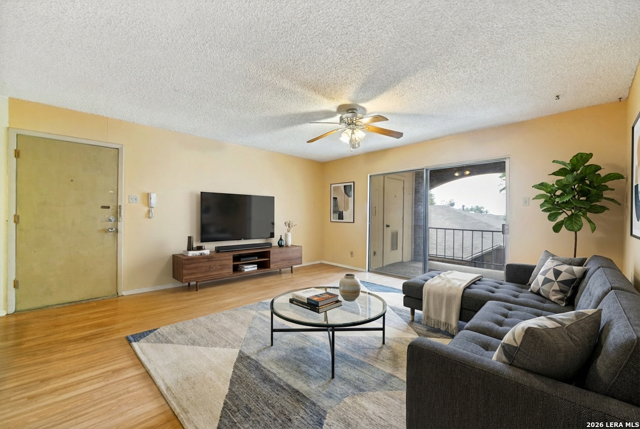 1819 Babcock Road San Antonio TX 78229
