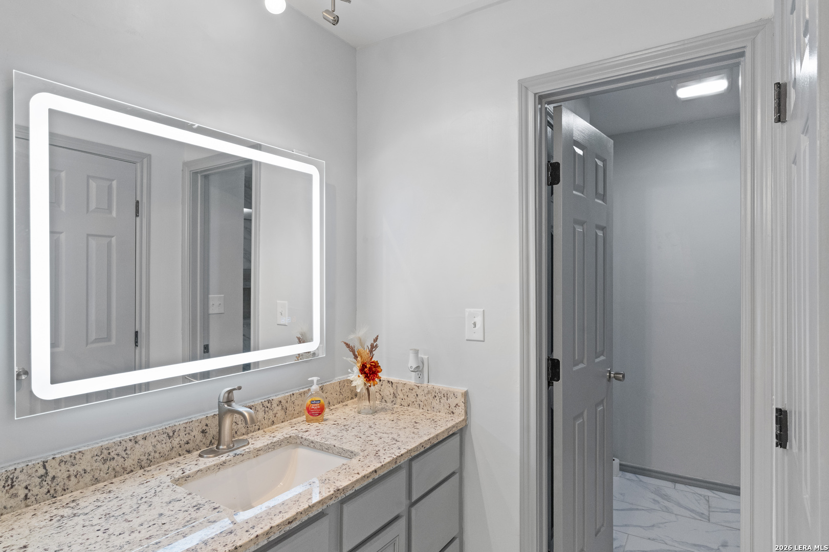 10527 Perrin Beitel Road San Antonio TX 78217