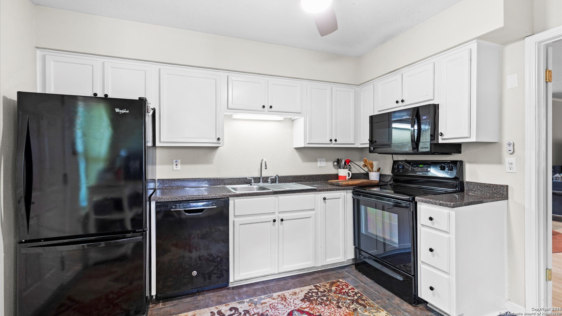 2300 Nacogdoches San Antonio TX 78209