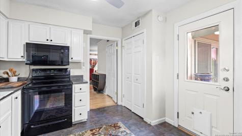 2300 Nacogdoches San Antonio TX 78209