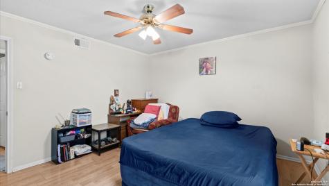 2300 Nacogdoches San Antonio TX 78209