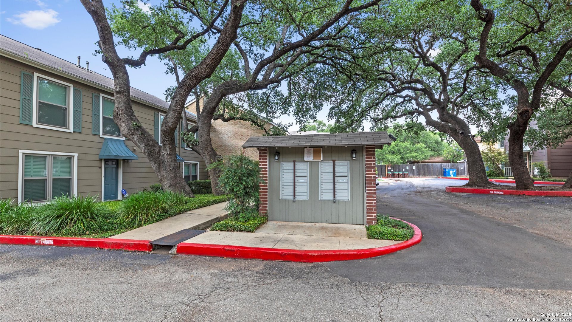 2300 Nacogdoches San Antonio TX 78209