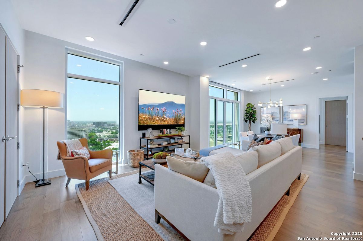 123 Lexington San Antonio TX 78205
