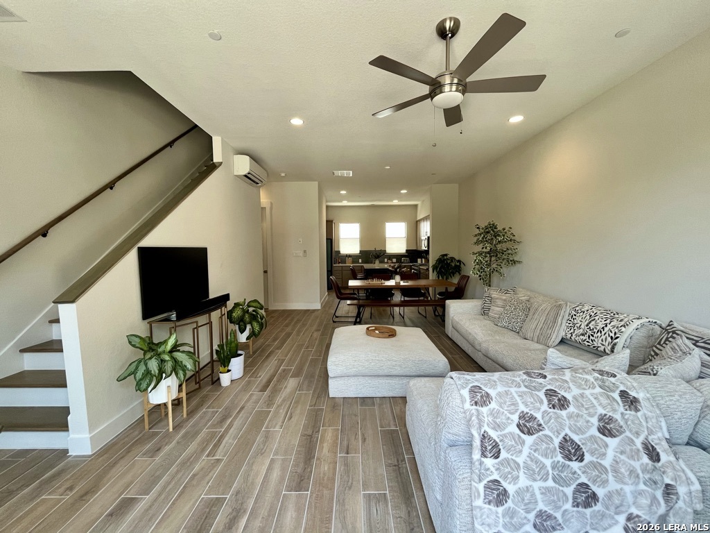 131 N Swiss San Antonio TX 78202