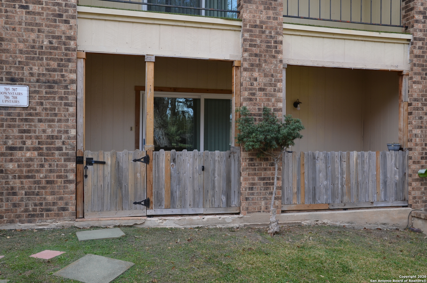 1819 Babcock San Antonio TX 78229