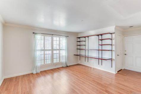 165 W Rampart San Antonio TX 78216