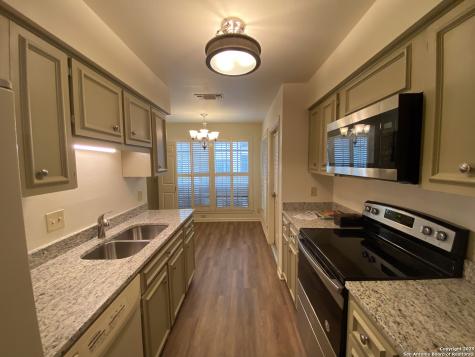 165 W Rampart San Antonio TX 78216