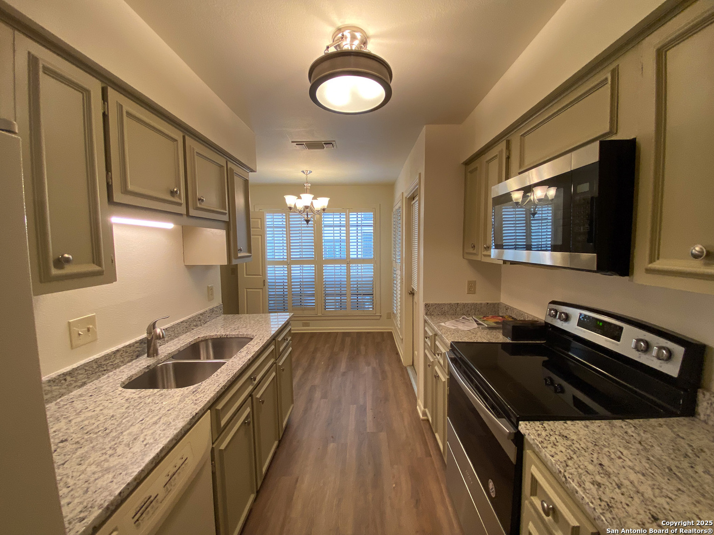 165 W Rampart San Antonio TX 78216