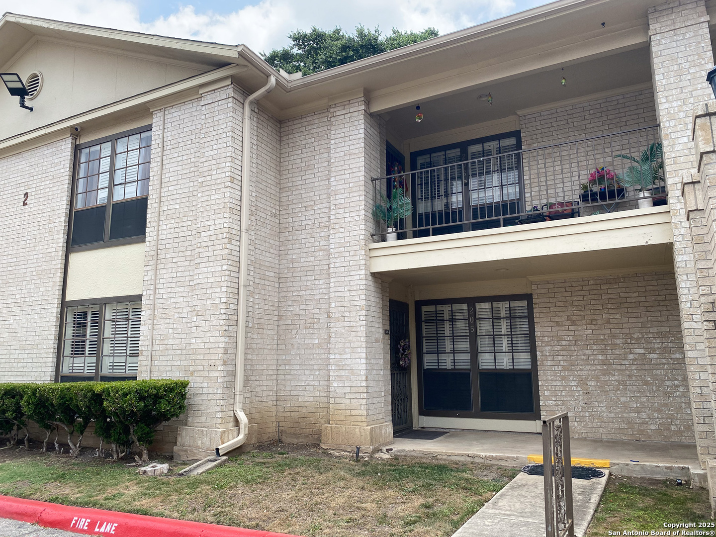 165 W Rampart San Antonio TX 78216