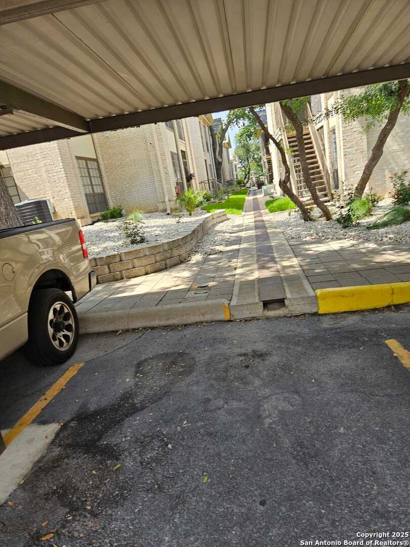 165 W Rampart San Antonio TX 78216