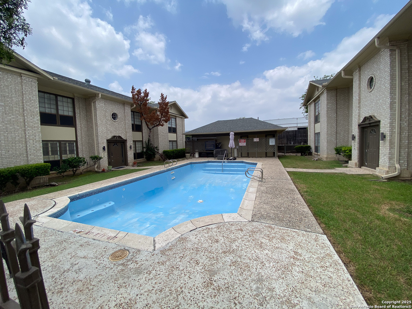 165 W Rampart San Antonio TX 78216