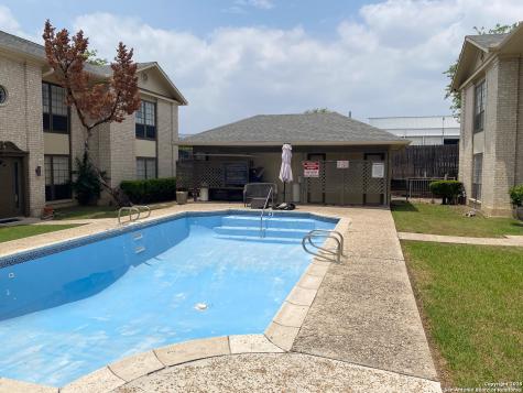 165 W Rampart San Antonio TX 78216