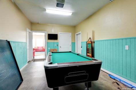 2525 S 11th Port Aransas TX 78373