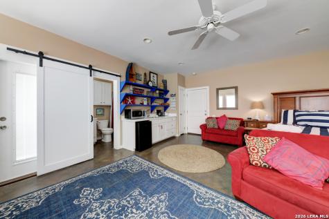 2525 S 11th Port Aransas TX 78373