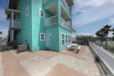 2525 S 11th Port Aransas TX 78373