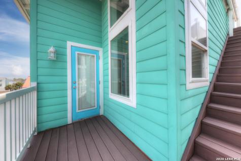 2525 S 11th Port Aransas TX 78373