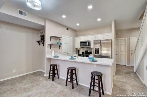8633 Datapoint San Antonio TX 78229