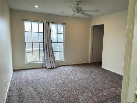 6611 Southpoint Street San Antonio TX 78229