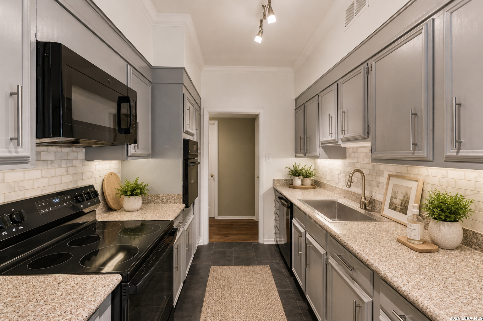 3678 Hidden Drive San Antonio TX 78217