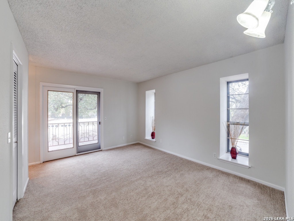11827 Sandman San Antonio TX 78216