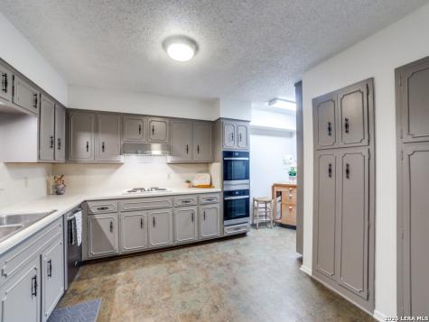 11827 Sandman San Antonio TX 78216