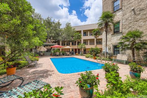 100 W El Prado San Antonio TX 78212