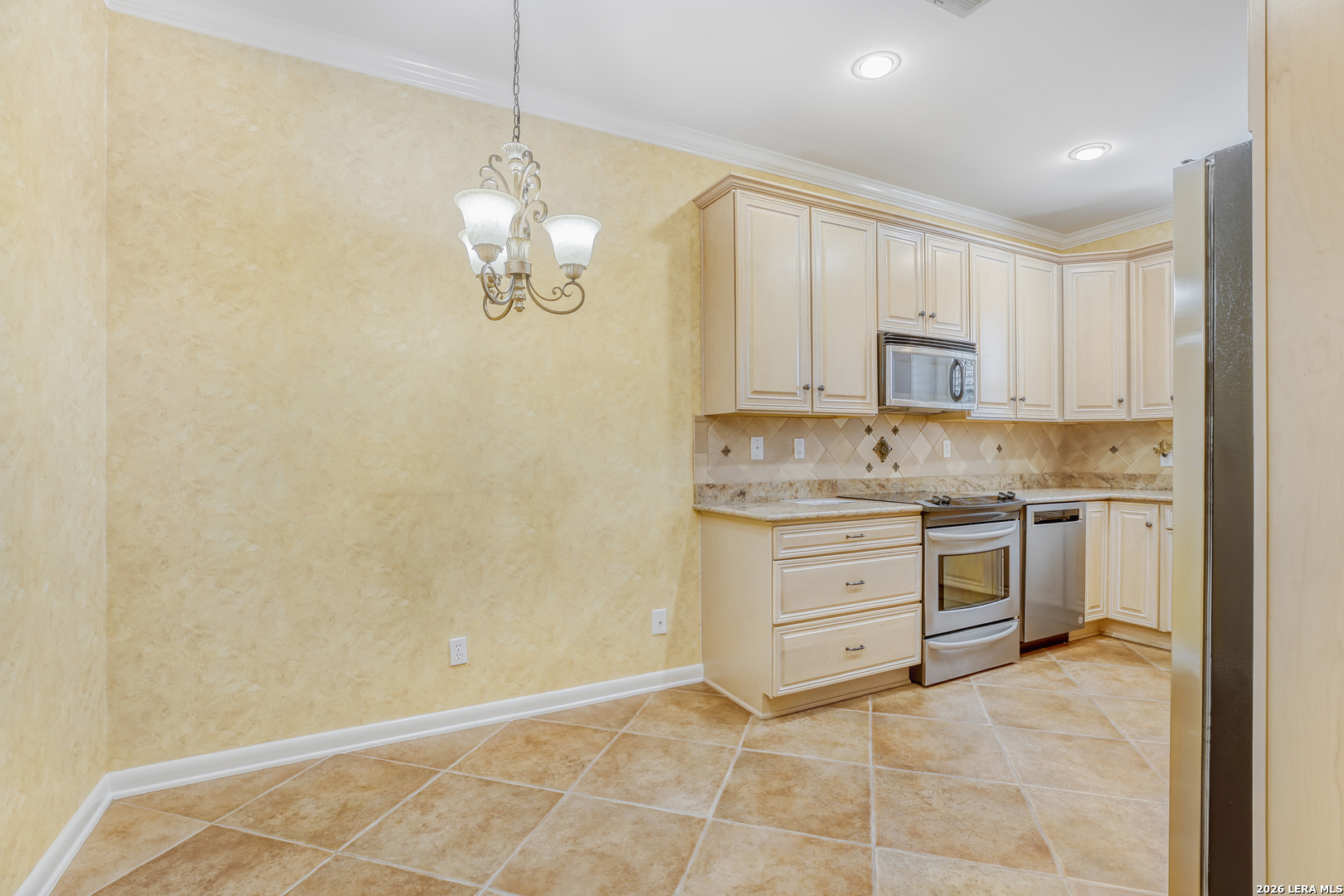 100 W El Prado San Antonio TX 78212